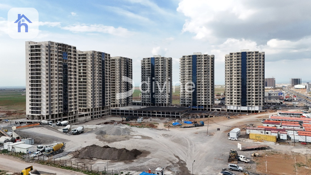 Cozy Furnished Apartment in Lalav Sun Towers Image 6