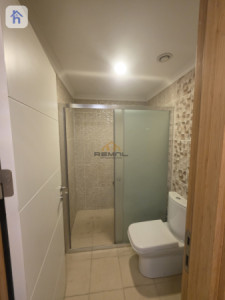 Elegant 3-bedroom apartment in prime location image 12