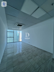 Modern office space in Empire Business Towers image 5