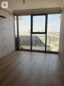 Modern Apartment in Star Towers Resim 3