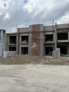 Family House with Multiple Bedrooms image 1