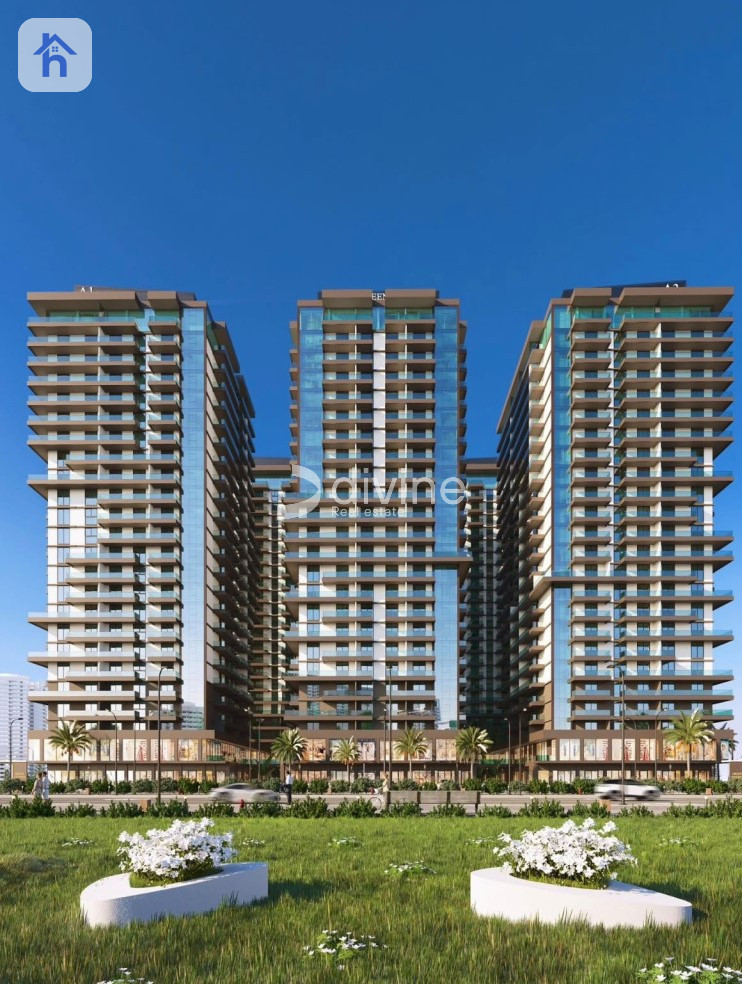 Comfortable High-Floor Living