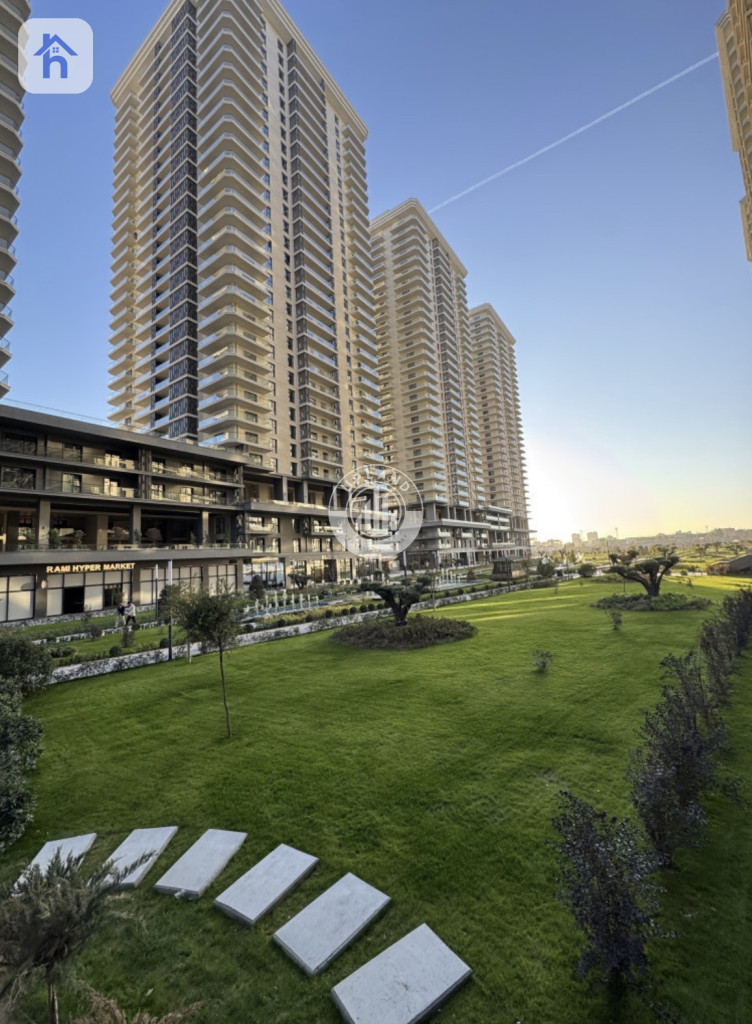 Luxury Two-Bedroom Apartment in Rami Towers Resim 13