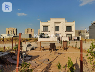 خانوو بەرامبەر باخچە image 4