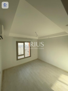 شقة واسعة بغرفتي نوم للبيع صورة 4