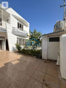 House Opposite Garden Image 3