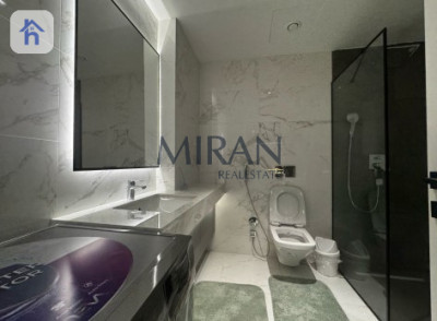 Chic Furnished Apartment in Prime Location Image 5