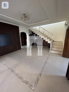 Spacious Villa with 4 Bedrooms Image 6