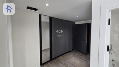 Elegant 3 Bedroom Apartment for Rent Resim 17