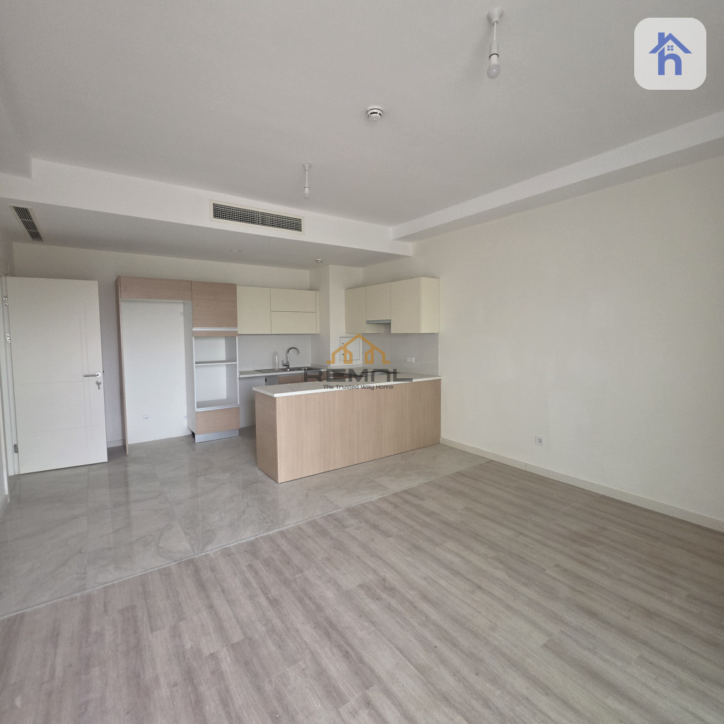A 2+1 apartment for remt in Empire Square Resim 2