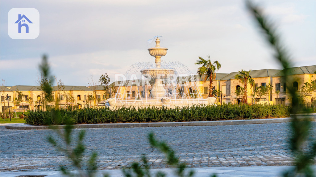 Modern Villa with Four Bedrooms Resim 2