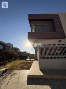 Spacious House in Marina 1 Resim 4