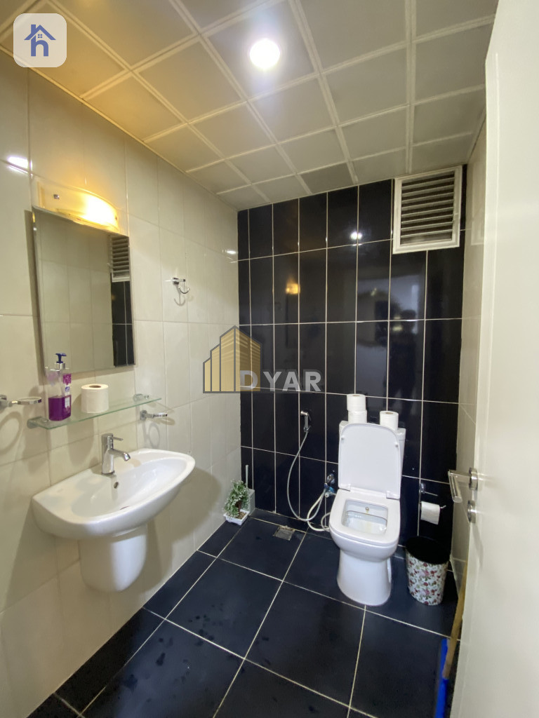 شقة مؤثثة للإيجار صورة 8