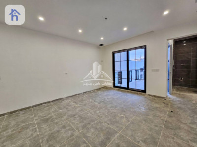 Spacious House with 4 Bedrooms Resim 10