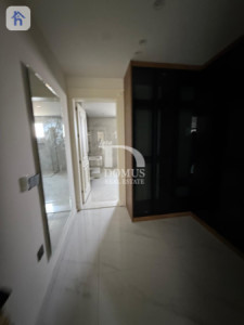 Luxurious Villa with 6 Bedrooms Image 36