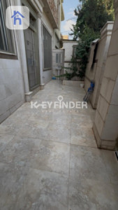 House Opposite Garden Image 3
