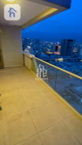 Modern Apartment in Prime Location Image 6