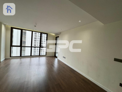 Cozy Two-Bedroom Apartment in Great Location Image 3