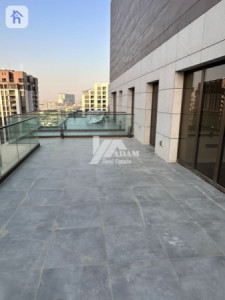 Elegant 2-BR Apartment with Terrace Image 16