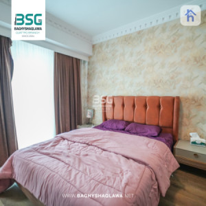 Modern 4-Bedroom Apartment image 6