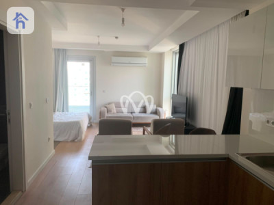 Studio Apartment image 2