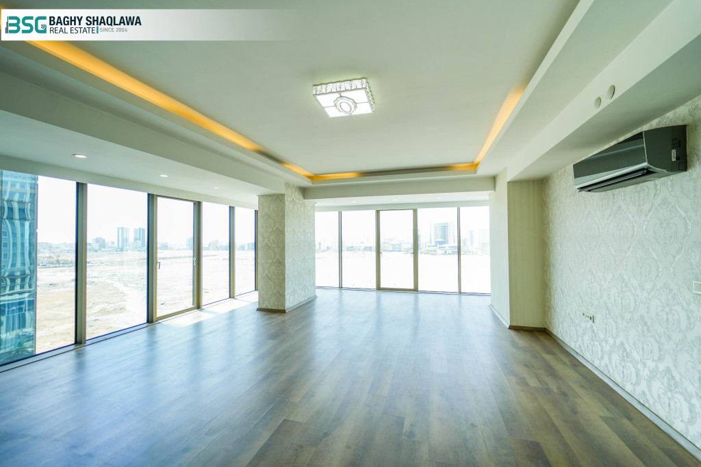 Stylish Apartment with 2 Bedrooms Resim 2