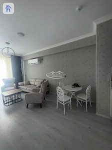 Cozy 1 Bedroom Apartment in Lalav Sun Towers image 1
