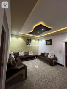 خانووی ڕاخراو بۆ فرۆشتن وێنە 3