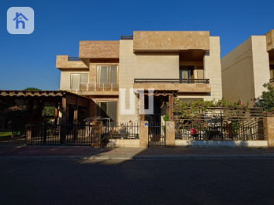 Spacious Family Home with Ample Space image 1