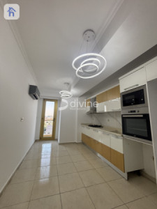 Corner Apartment Image 4