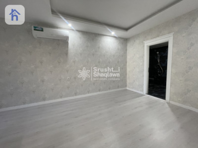 Spacious 2 Bedroom Apartment with Stunning Views Image 3