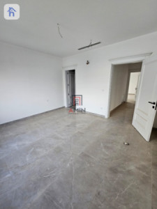 5 Bedroom House for Sale Image 12