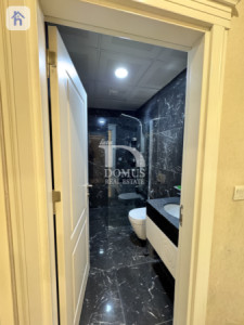 Spacious Apartment with 2 Bedrooms Resim 5