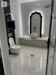 Spacious House in Erbil, 5 Bedrooms image 14