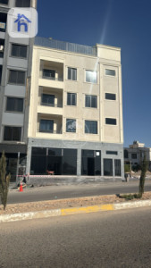 Commercial Building (375m²) image 1