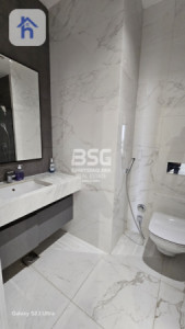 Spacious Apartment with Beautiful Views image 7