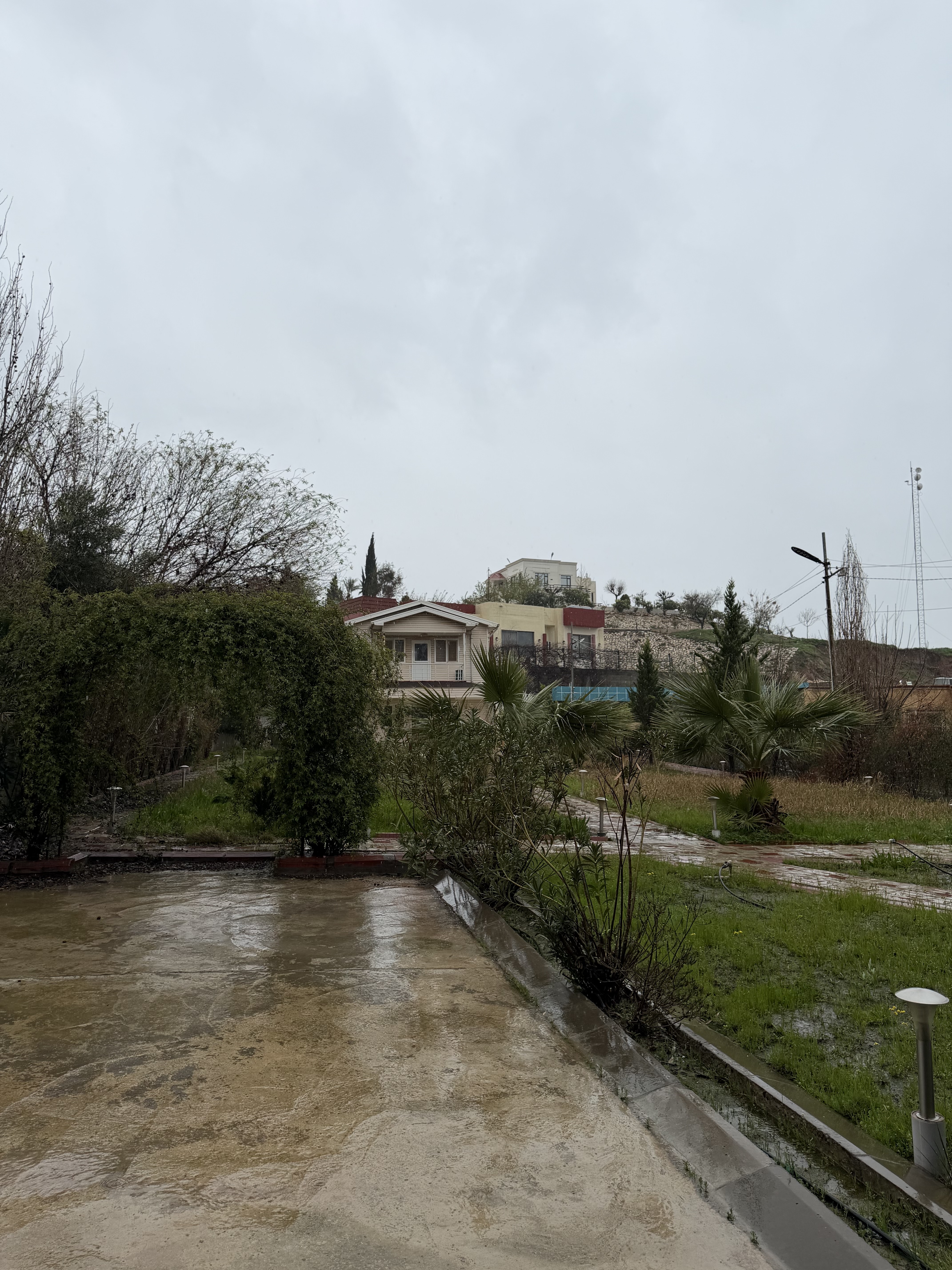 Spacious 4-Bedroom Farmhouse for Sale Image 4