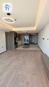 Stylish Apartment with Spacious Rooms image 2