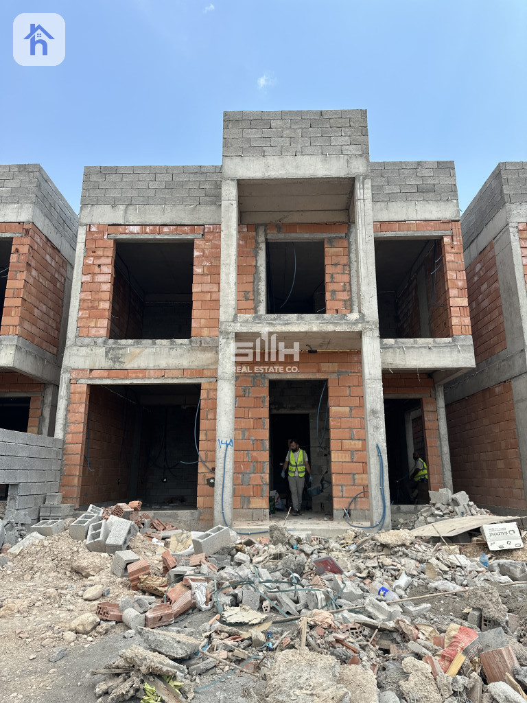 Spacious House in Olive Garden City