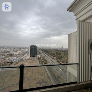 Modern Office Space in Phoenix Tower Image 6