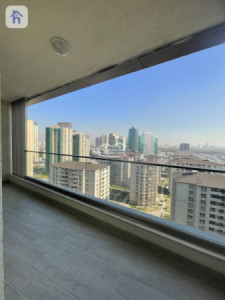 Bright and Spacious Apartment in Empire Pearl Towers Resim 6