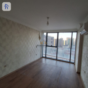Cozy 3-Bedroom Apartment for Rent image 5