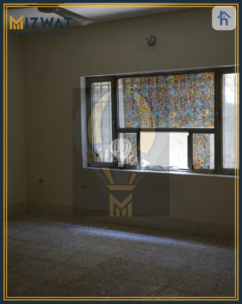 Spacious House with 2 Bedrooms Image 2