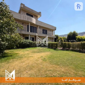 Luxury House image 3
