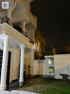 Two Floor House image 5