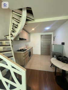 Modern Apartment image 2