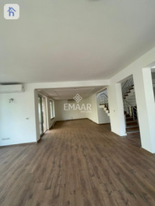 Spacious House in English Village Image 5