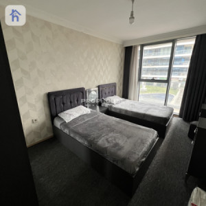 Elegant 2-Bedroom Apartment with Amenities Image 5