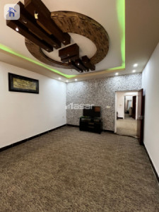 خانووی ڕاخراو بۆ فرۆشتن وێنە 4