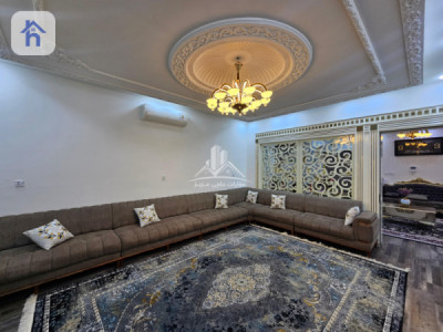 Corner House Image 11
